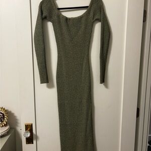 Emory Park Green Off-Shoulder Bodycon Midi Dress